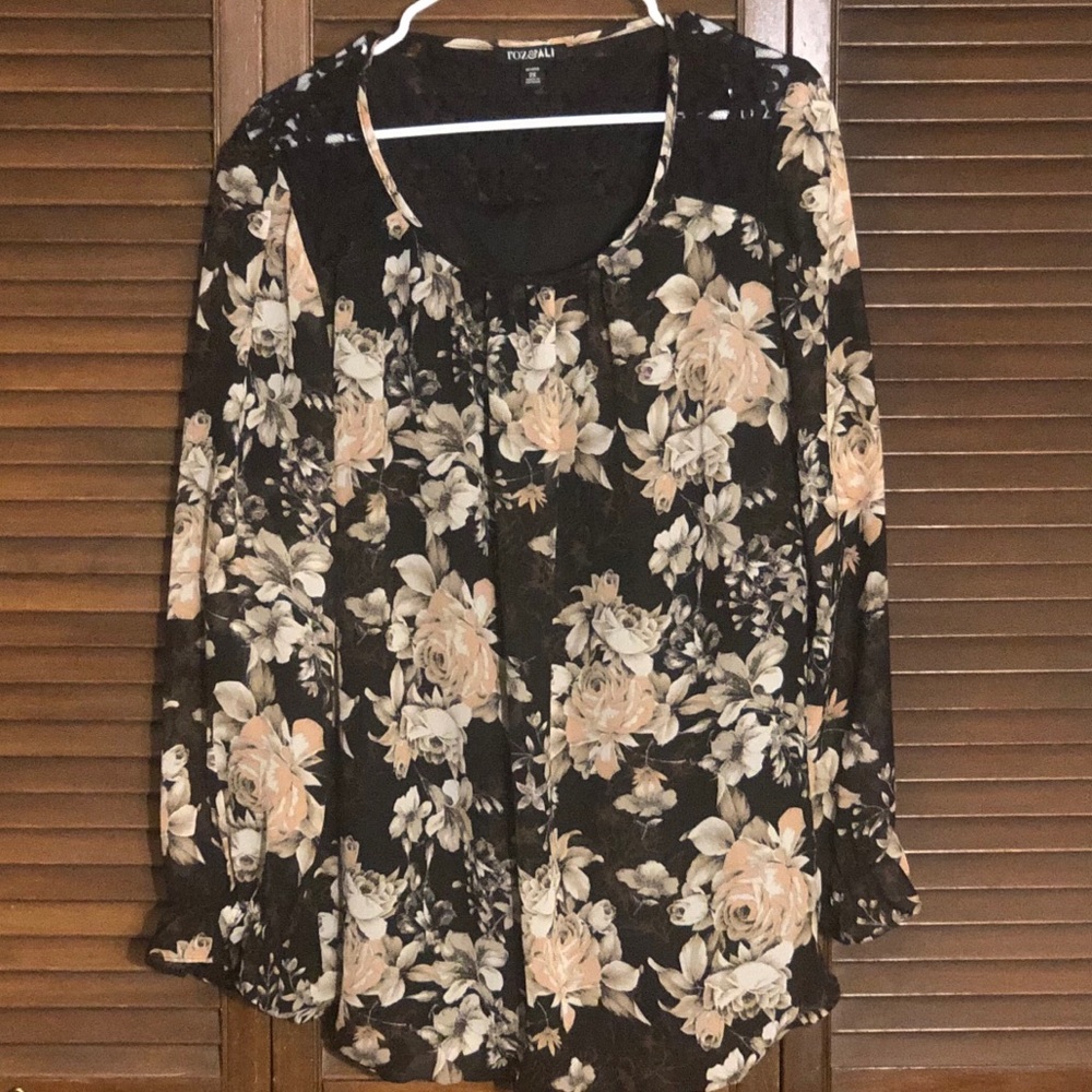 Rob and Ali Women’s Blouse